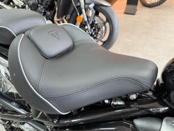 2025 Triumph Bonneville Speedmaster Speedmaster Black