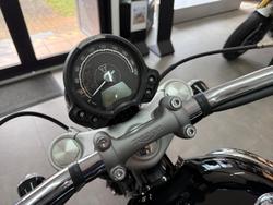 2025 Triumph Bonneville Speedmaster Speedmaster Black