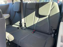 2022 Kia
                Carnival S
