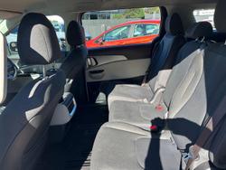 2022 Kia
                Carnival S