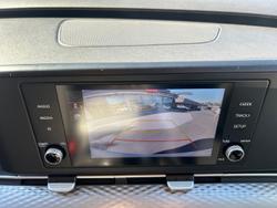 2022 Kia
                Carnival S