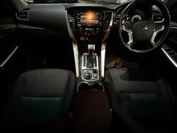 2017 Mitsubishi
Pajero Sport GLX