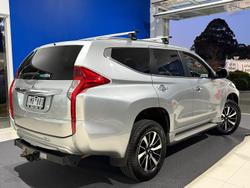 2017 Mitsubishi
Pajero Sport GLX