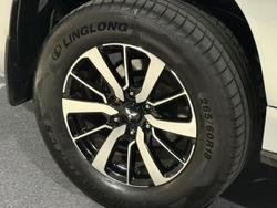2017 Mitsubishi
Pajero Sport GLX