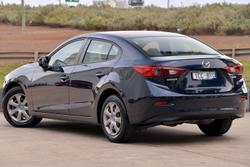 2014 Mazda
3 Neo