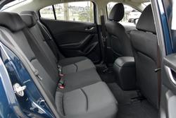 2014 Mazda
3 Neo