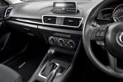 2014 Mazda
3 Neo