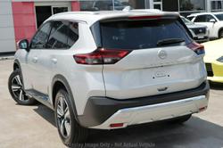 2025 Nissan
X-TRAIL Ti-L