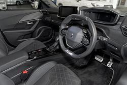 2022 Peugeot 2008 GT P24 MY23 Pearl White