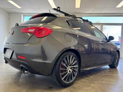 2013 Alfa Romeo Giulietta QV