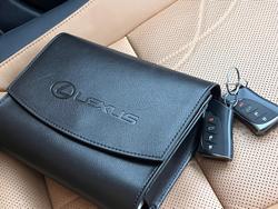 2023 Lexus
ES 300h Sports Luxury