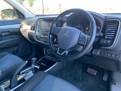 2017 Mitsubishi ZL2L46 Outlander LS Auto 2WD MY17 STARLIGHT
