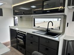 2025 JB Caravans 21'6 Dirt Road Xtreme (Immediate Delivery)