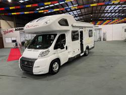2009 Avan Ovation M3
