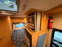 2009 Avan Ovation M3