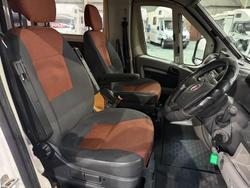 2009 Avan Ovation M3