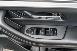 2025 Mazda CX-80 G40e Touring