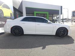 2021 Chrysler 300 SRT Core LX MY21 Bright White