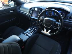 2021 Chrysler 300 SRT Core LX MY21 Bright White