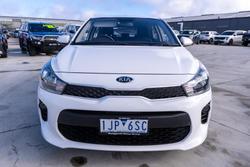 2017 Kia
Rio S