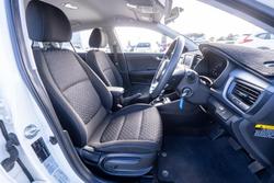 2017 Kia
Rio S