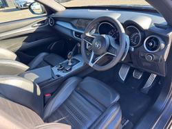 2019 Alfa Romeo Stelvio AWD Grey