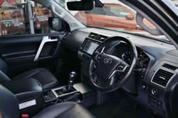2021 Toyota
Prado DSL WGN AT VX