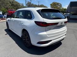 2025 Mazda CX-80 G40e GT