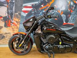 2018 Suzuki VZR 1800 BOULEVARD (M109R) Black