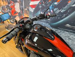 2018 Suzuki VZR 1800 BOULEVARD (M109R) Black