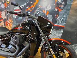 2018 Suzuki VZR 1800 BOULEVARD (M109R) Black