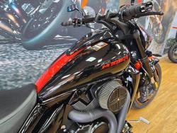 2018 Suzuki VZR 1800 BOULEVARD (M109R) Black