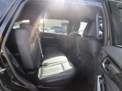 2025 Isuzu
MU-X LS-T