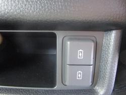 2025 Isuzu
MU-X LS-T