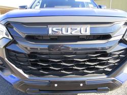 2025 Isuzu
                D-MAX X-RIDER