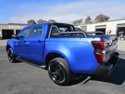 2025 Isuzu D-MAX X-RIDER