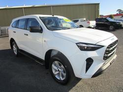 2025 Isuzu
                MU-X LS-M