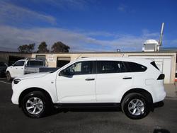 2025 Isuzu
                MU-X LS-M