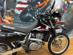 2011 Suzuki DR650SE Black