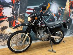 2011 Suzuki DR650SE Black