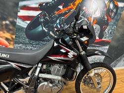 2011 Suzuki DR650SE Black