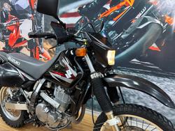 2011 Suzuki DR650SE Black