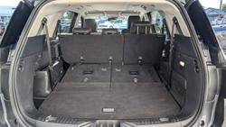 2023 Ford
Everest Sport