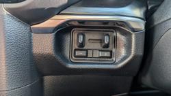 2023 Ford
Everest Sport