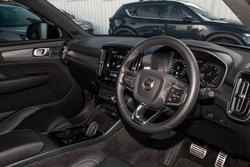 2022 Volvo XC40 T5 R-Design MY22 AWD GOLD