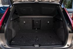 2022 Volvo XC40 T5 R-Design MY22 AWD GOLD