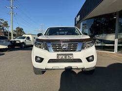 2020 Nissan
Navara ST