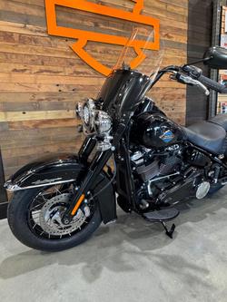 2025 Harley-Davidson Heritage Classic 117 (FLHC) Softail Black