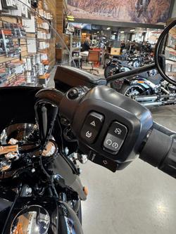 2025 Harley-Davidson Heritage Classic 117 (FLHC) Softail Black