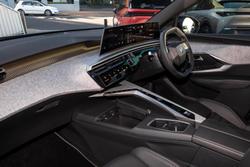 2025 Peugeot 5008 GT Premium Hybrid